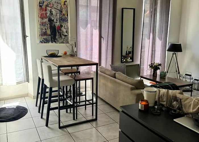 Charmant Studio Situe En Centre-Ville